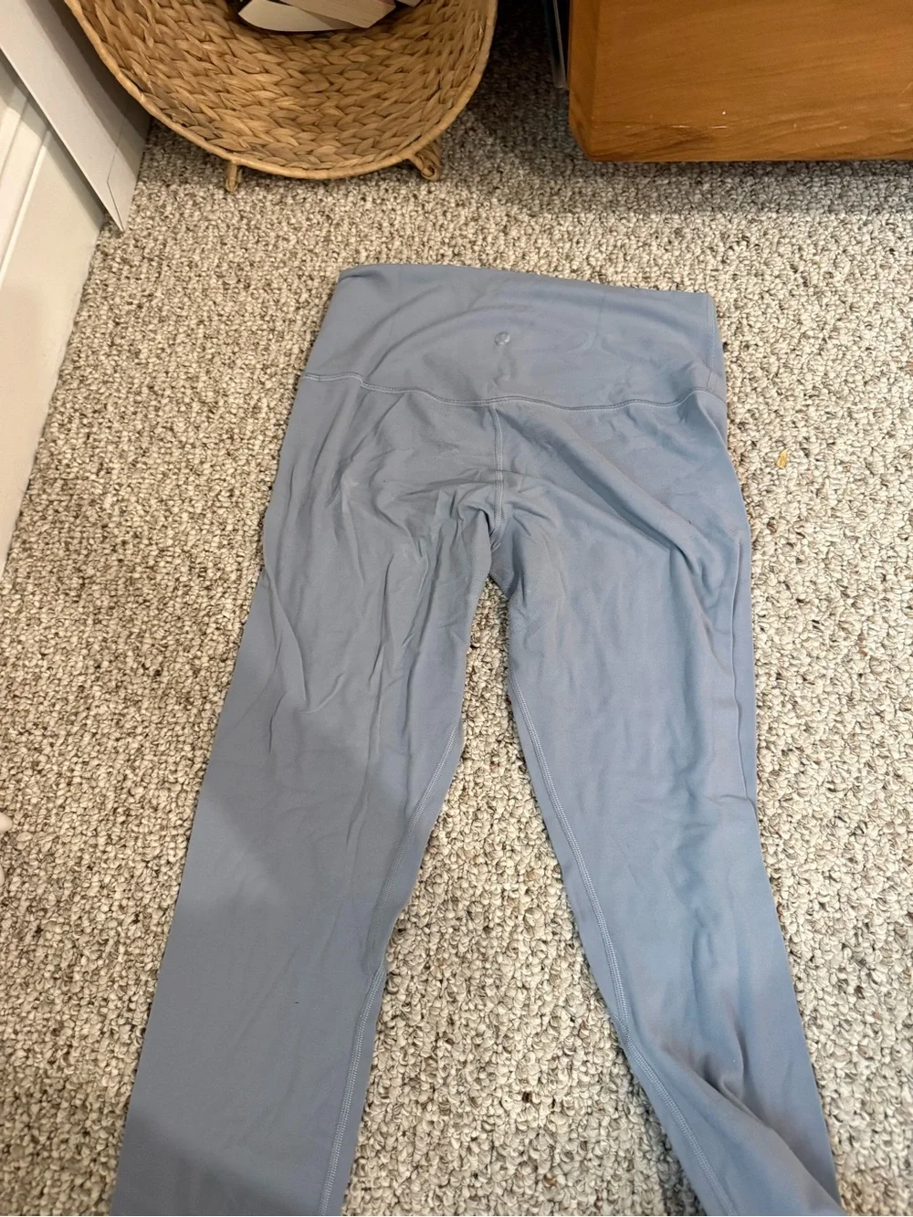 lululemon athletica women's light gray leggings